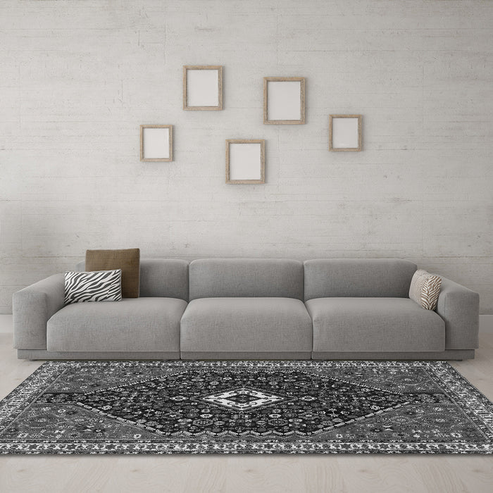 Machine Washable Persian Gray Traditional Rug in a Living Room,, wshtr1670gry