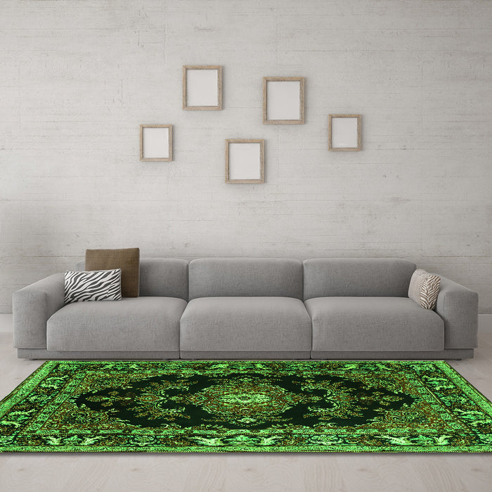 Machine Washable Persian Green Traditional Area Rugs in a Living Room,, wshtr1672grn
