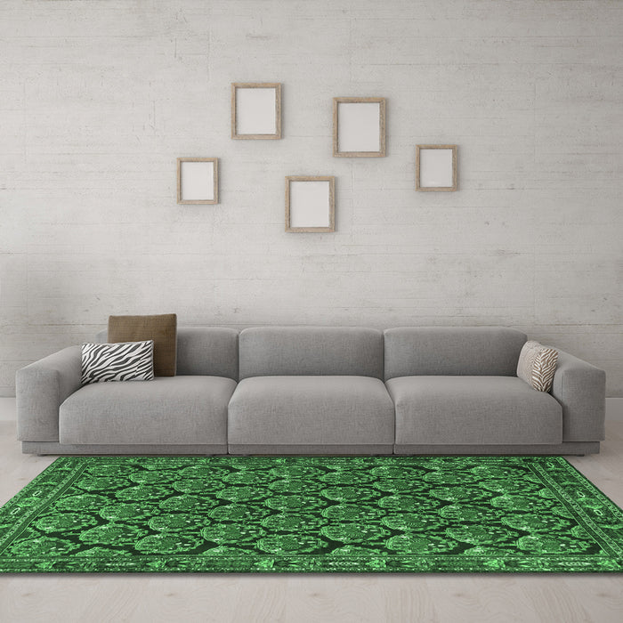 Machine Washable Persian Emerald Green Traditional Area Rugs in a Living Room,, wshtr1673emgrn