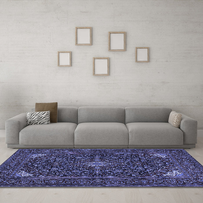 Machine Washable Persian Blue Traditional Rug in a Living Room, wshtr1675blu