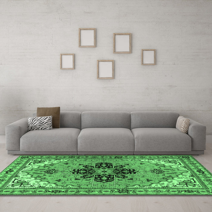 Machine Washable Persian Emerald Green Traditional Area Rugs in a Living Room,, wshtr1676emgrn