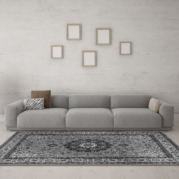 Machine Washable Medallion Gray Traditional Rug in a Living Room,, wshtr1678gry