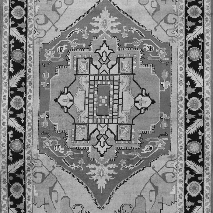 Serging Thickness of Machine Washable Persian Gray Traditional Rug, wshtr1682gry