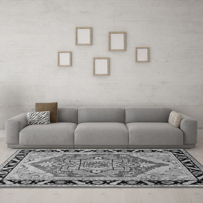 Machine Washable Persian Gray Traditional Rug in a Living Room,, wshtr1682gry