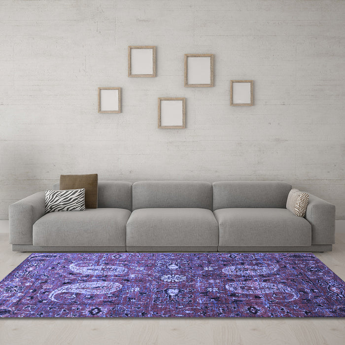 Machine Washable Persian Blue Traditional Rug in a Living Room, wshtr1684blu