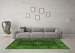 Machine Washable Persian Green Traditional Area Rugs in a Living Room,, wshtr1686grn