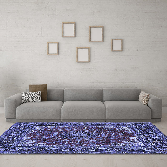 Machine Washable Medallion Blue Traditional Rug in a Living Room, wshtr1693blu