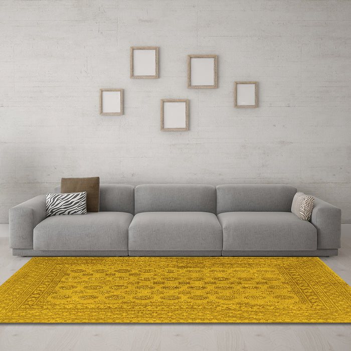 Machine Washable Persian Yellow Traditional Rug in a Living Room, wshtr1697yw