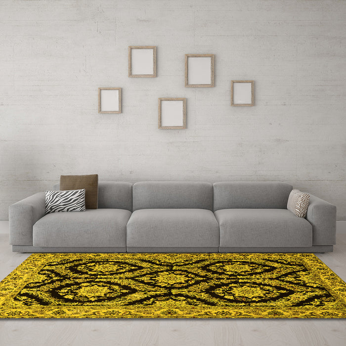 Machine Washable Persian Yellow Traditional Rug in a Living Room, wshtr1698yw