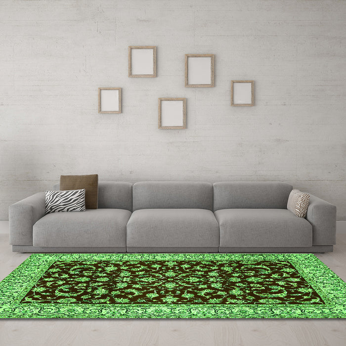 Machine Washable Persian Green Traditional Area Rugs in a Living Room,, wshtr1699grn