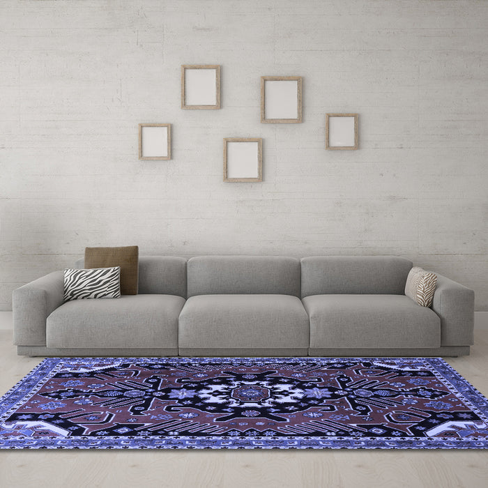 Machine Washable Persian Blue Traditional Rug in a Living Room, wshtr1709blu