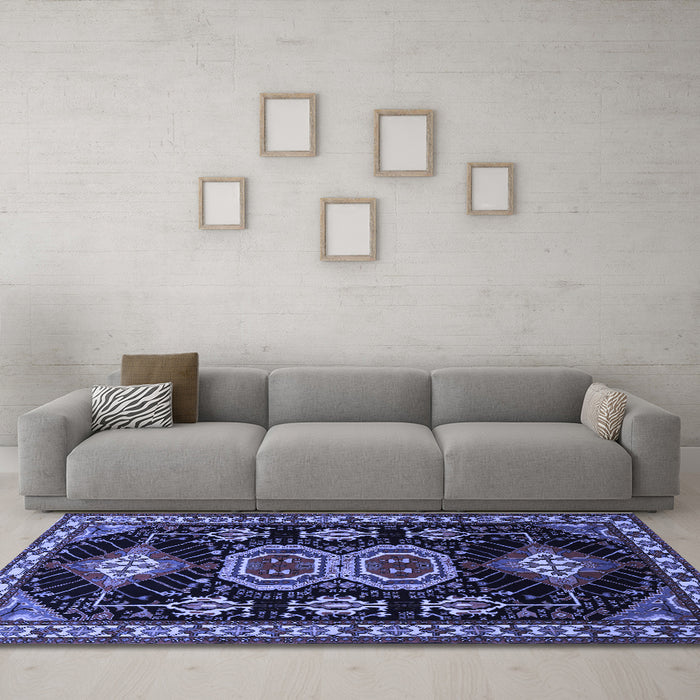 Machine Washable Persian Blue Traditional Rug in a Living Room, wshtr1711blu