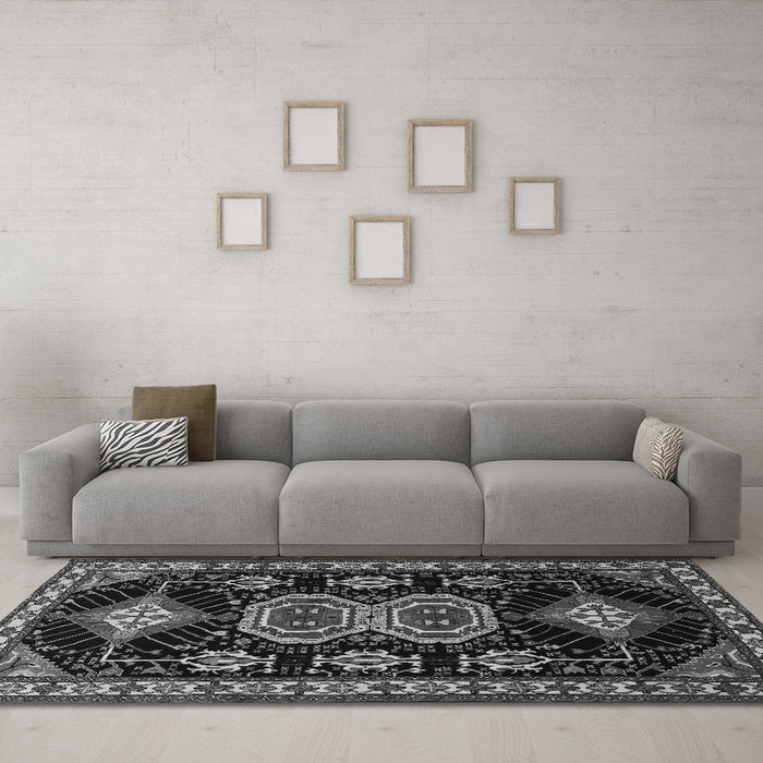 Machine Washable Persian Gray Traditional Rug in a Living Room,, wshtr1711gry