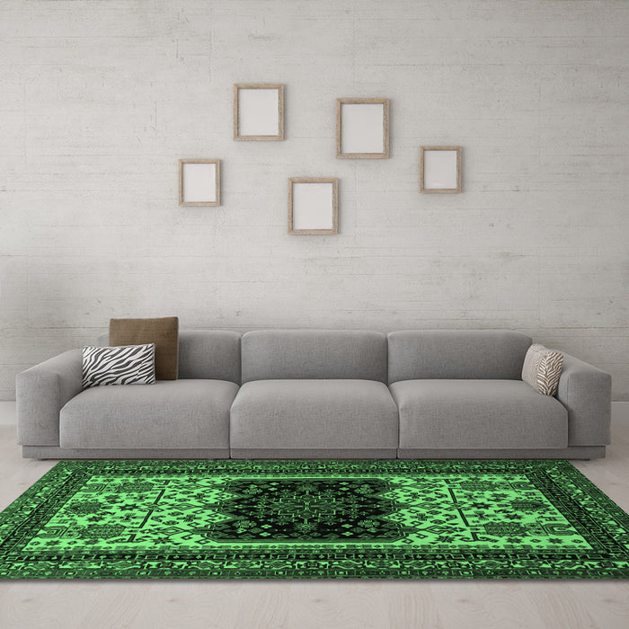 Machine Washable Persian Emerald Green Traditional Area Rugs in a Living Room,, wshtr1712emgrn