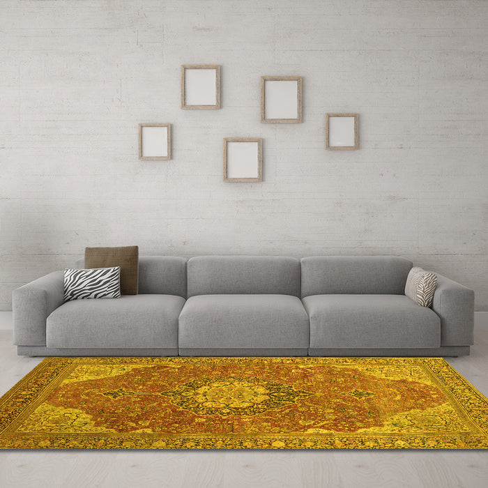 Machine Washable Medallion Yellow Traditional Rug in a Living Room, wshtr171yw