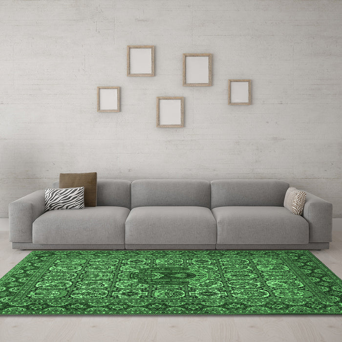 Machine Washable Persian Emerald Green Traditional Area Rugs in a Living Room,, wshtr1720emgrn