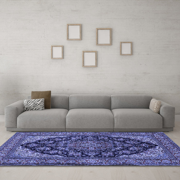 Machine Washable Medallion Blue Traditional Rug in a Living Room, wshtr1721blu