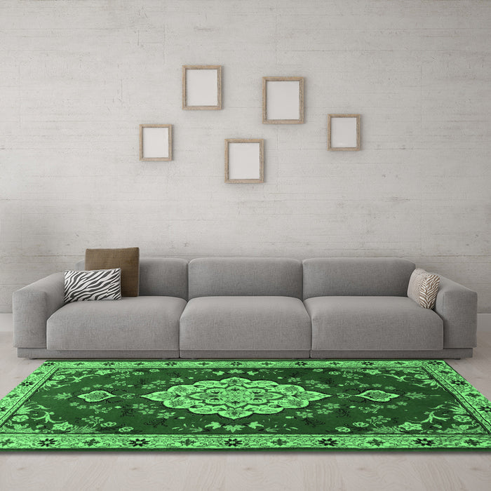Machine Washable Persian Emerald Green Traditional Area Rugs in a Living Room,, wshtr1725emgrn