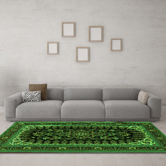 Machine Washable Persian Green Traditional Area Rugs in a Living Room,, wshtr1728grn