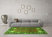 Machine Washable Animal Green Traditional Area Rugs in a Living Room,, wshtr172grn