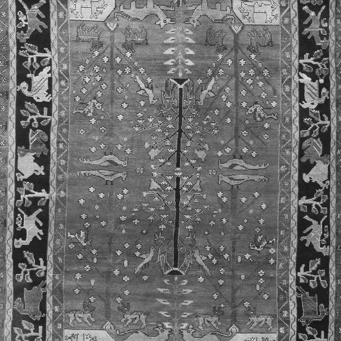 Serging Thickness of Machine Washable Animal Gray Traditional Rug, wshtr172gry