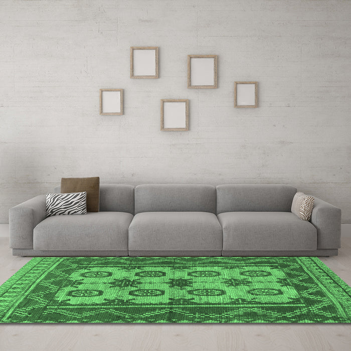 Machine Washable Southwestern Emerald Green Country Area Rugs in a Living Room,, wshtr1730emgrn
