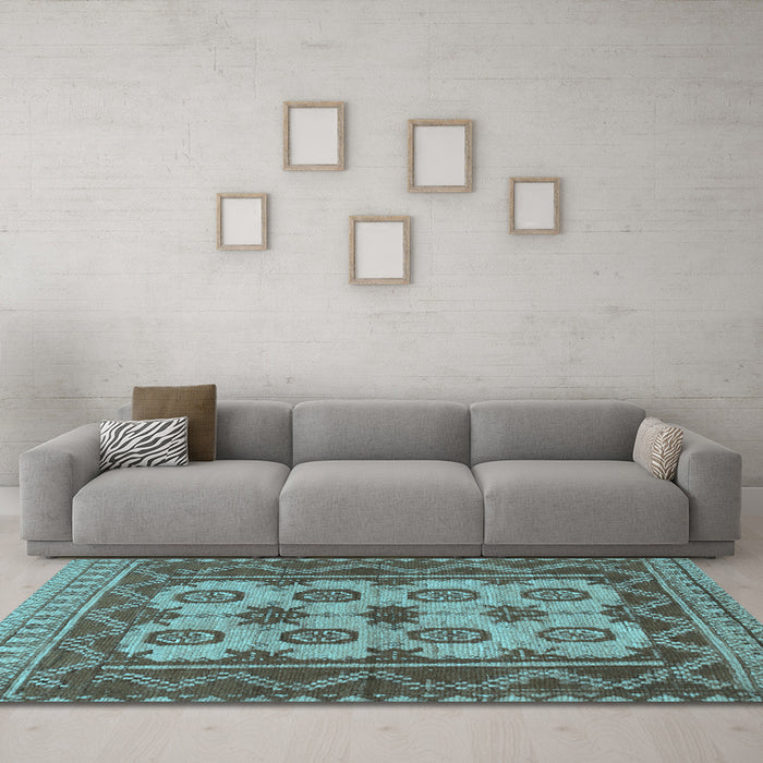 Machine Washable Southwestern Light Blue Country Rug in a Living Room, wshtr1730lblu