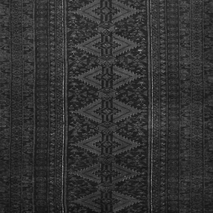 Serging Thickness of Machine Washable Persian Gray Traditional Rug, wshtr1734gry