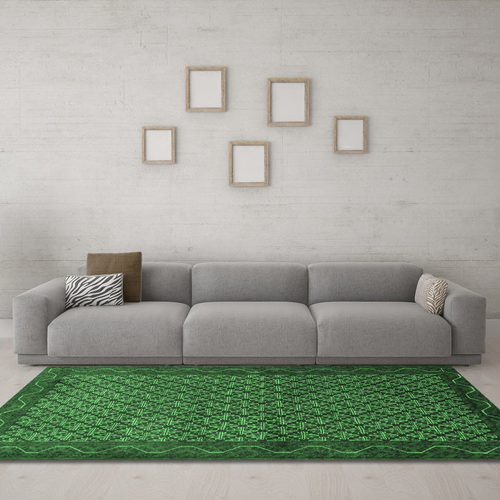 Machine Washable Persian Emerald Green Traditional Area Rugs in a Living Room,, wshtr1737emgrn