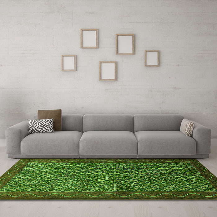 Machine Washable Persian Green Traditional Area Rugs in a Living Room,, wshtr1737grn