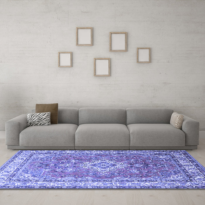 Machine Washable Persian Blue Traditional Rug in a Living Room, wshtr173blu