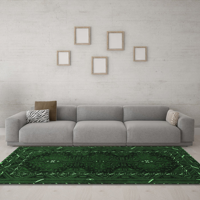Machine Washable Persian Emerald Green Traditional Area Rugs in a Living Room,, wshtr1743emgrn