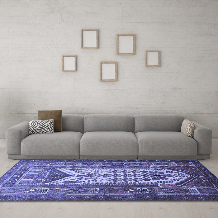 Machine Washable Persian Blue Traditional Rug in a Living Room, wshtr1756blu