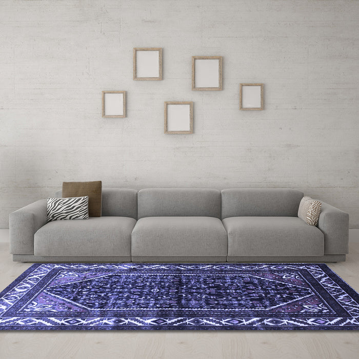 Machine Washable Persian Blue Traditional Rug in a Living Room, wshtr175blu