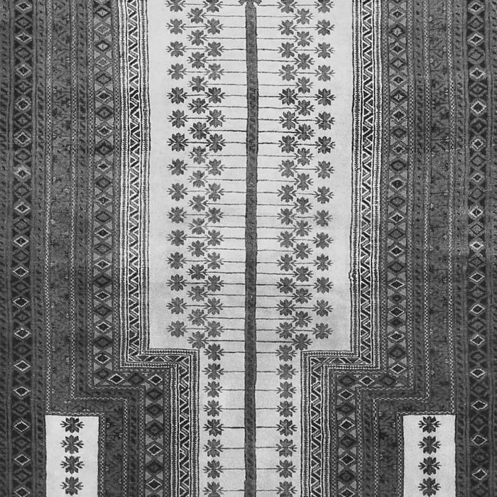 Serging Thickness of Machine Washable Persian Gray Traditional Rug, wshtr1764gry