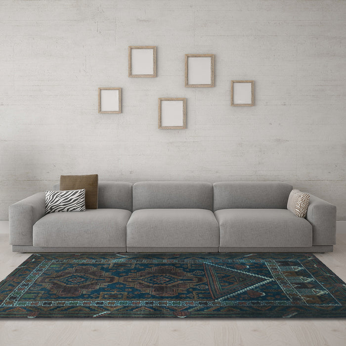 Machine Washable Persian Light Blue Traditional Rug in a Living Room, wshtr1768lblu
