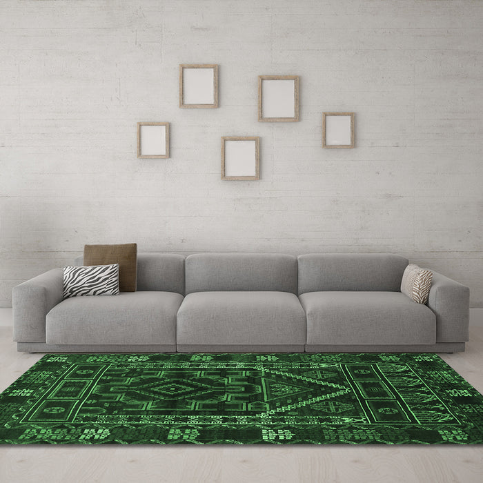 Machine Washable Persian Emerald Green Traditional Area Rugs in a Living Room,, wshtr1769emgrn