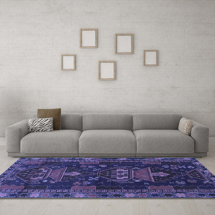 Machine Washable Persian Blue Traditional Rug in a Living Room, wshtr1773blu