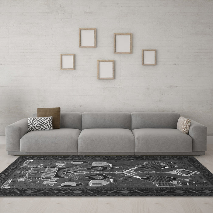 Machine Washable Persian Gray Traditional Rug in a Living Room,, wshtr1775gry