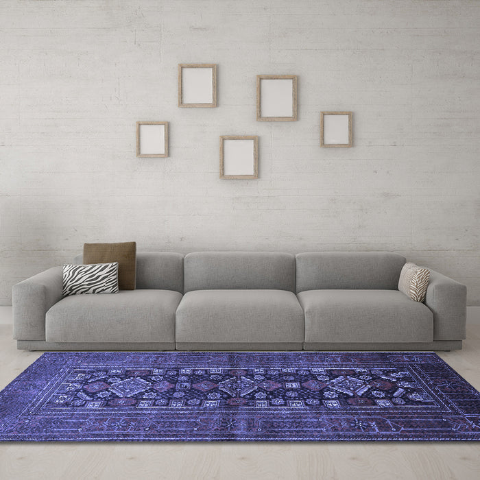 Machine Washable Persian Blue Traditional Rug in a Living Room, wshtr1778blu