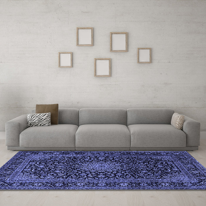 Machine Washable Medallion Blue Traditional Rug in a Living Room, wshtr1781blu