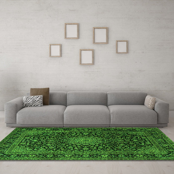 Machine Washable Medallion Green Traditional Area Rugs in a Living Room,, wshtr1781grn