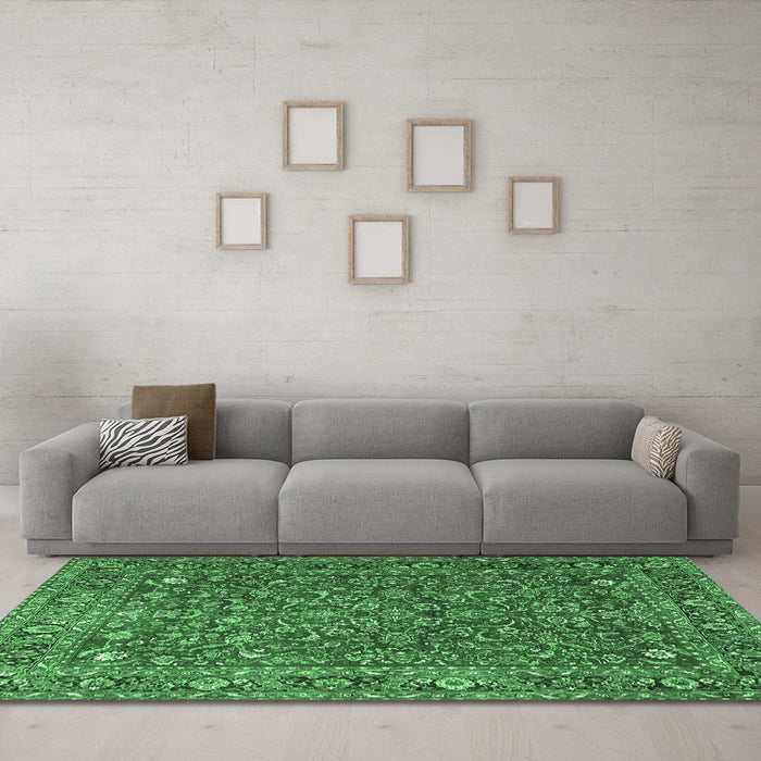 Machine Washable Persian Emerald Green Traditional Area Rugs in a Living Room,, wshtr1783emgrn