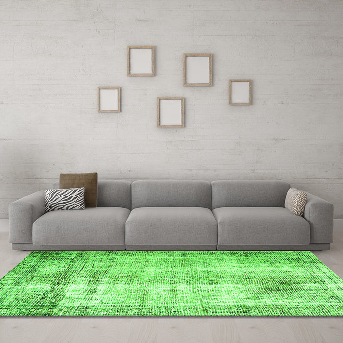 Machine Washable Persian Green Traditional Area Rugs in a Living Room,, wshtr1788grn