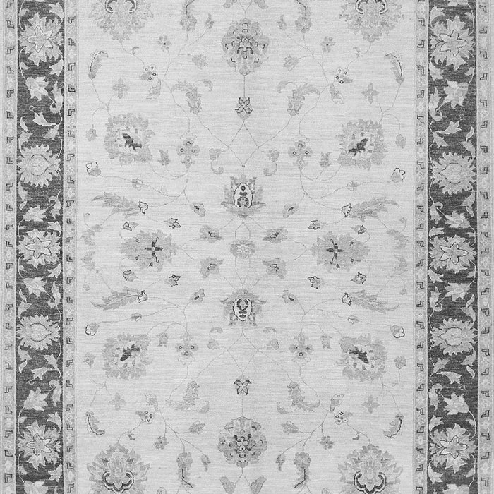 Serging Thickness of Machine Washable Persian Gray Traditional Rug, wshtr1792gry