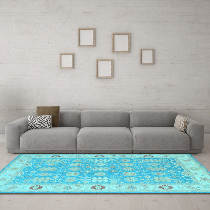Machine Washable Persian Light Blue Traditional Rug in a Living Room, wshtr1793lblu