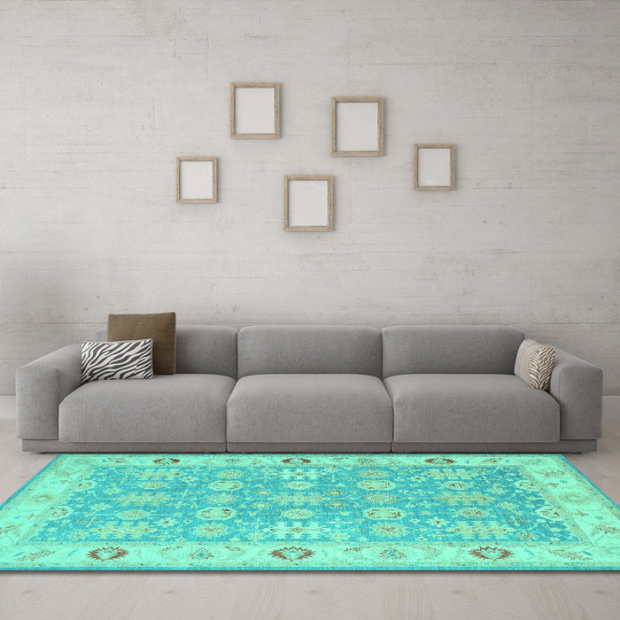 Machine Washable Persian Turquoise Traditional Area Rugs in a Living Room,, wshtr1793turq