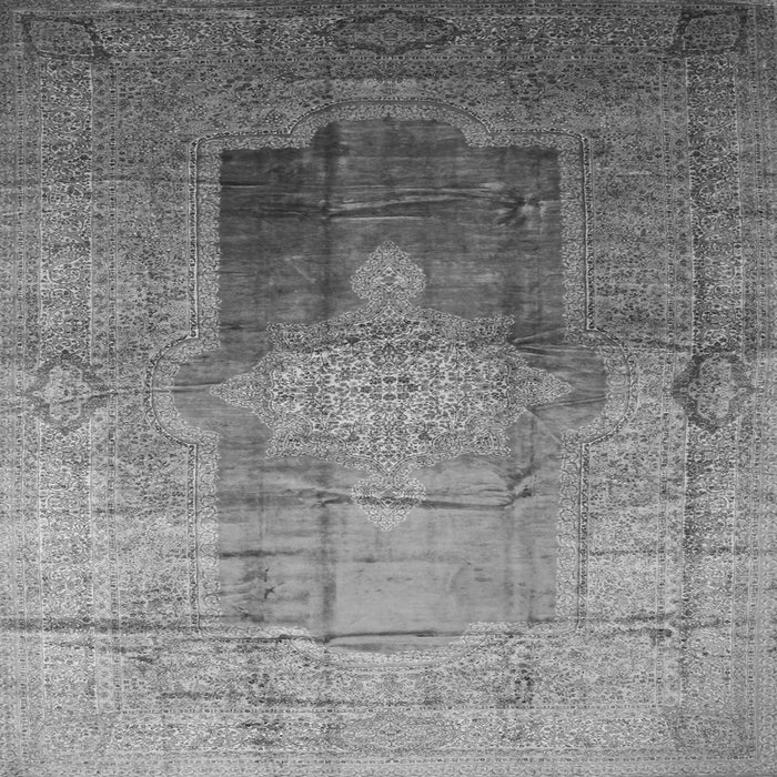 Serging Thickness of Medallion Gray Traditional Rug, tr17gry