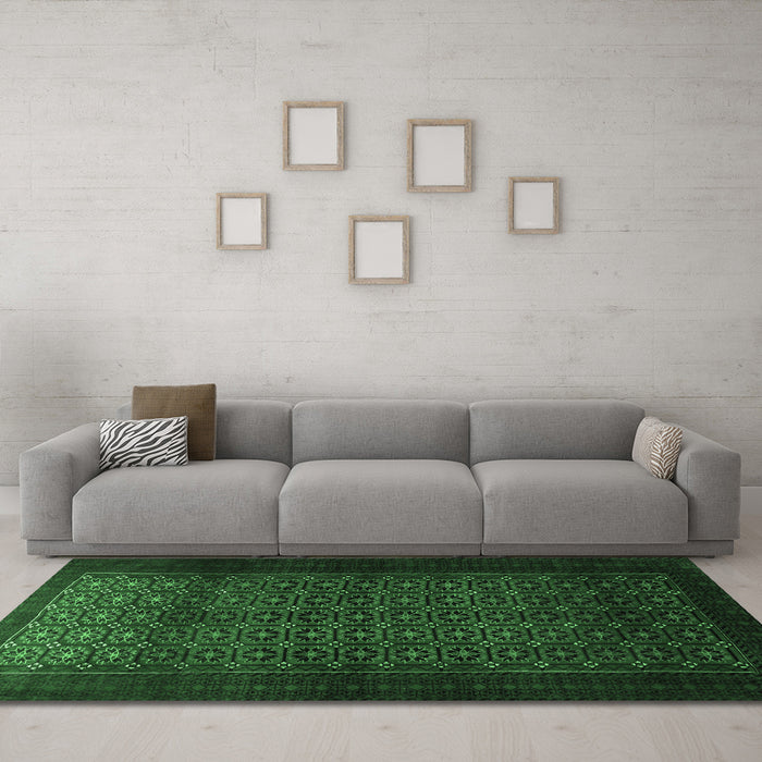 Machine Washable Persian Emerald Green Traditional Area Rugs in a Living Room,, wshtr1801emgrn