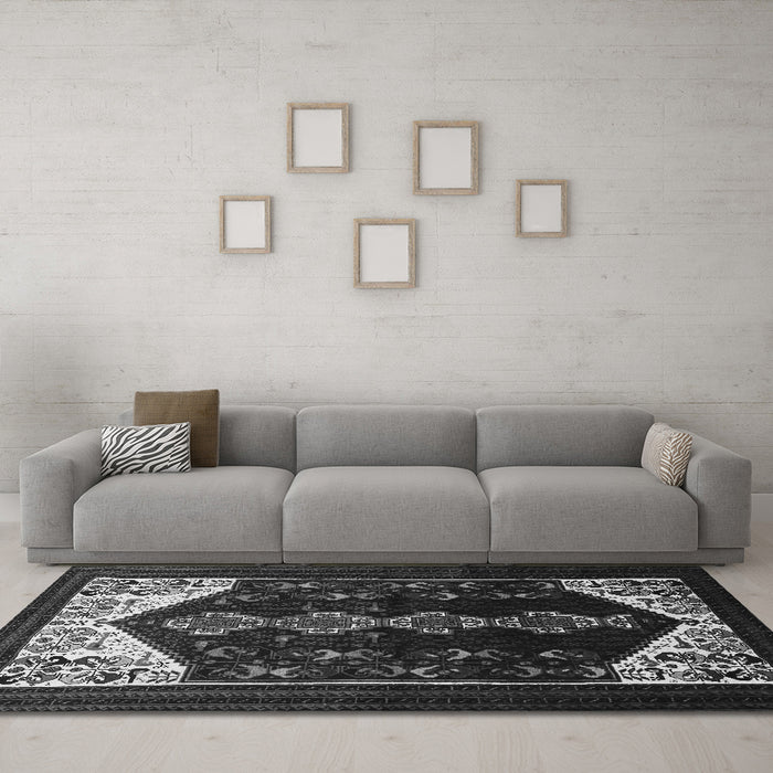 Machine Washable Persian Gray Traditional Rug in a Living Room,, wshtr1803gry